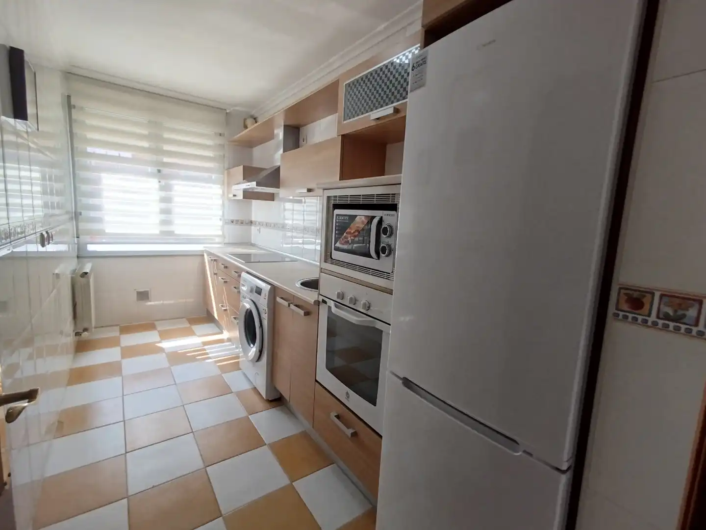 Küche von Wohnung zum Verkauf in Zaratán mit Heizung, Abstellraum und Ofen