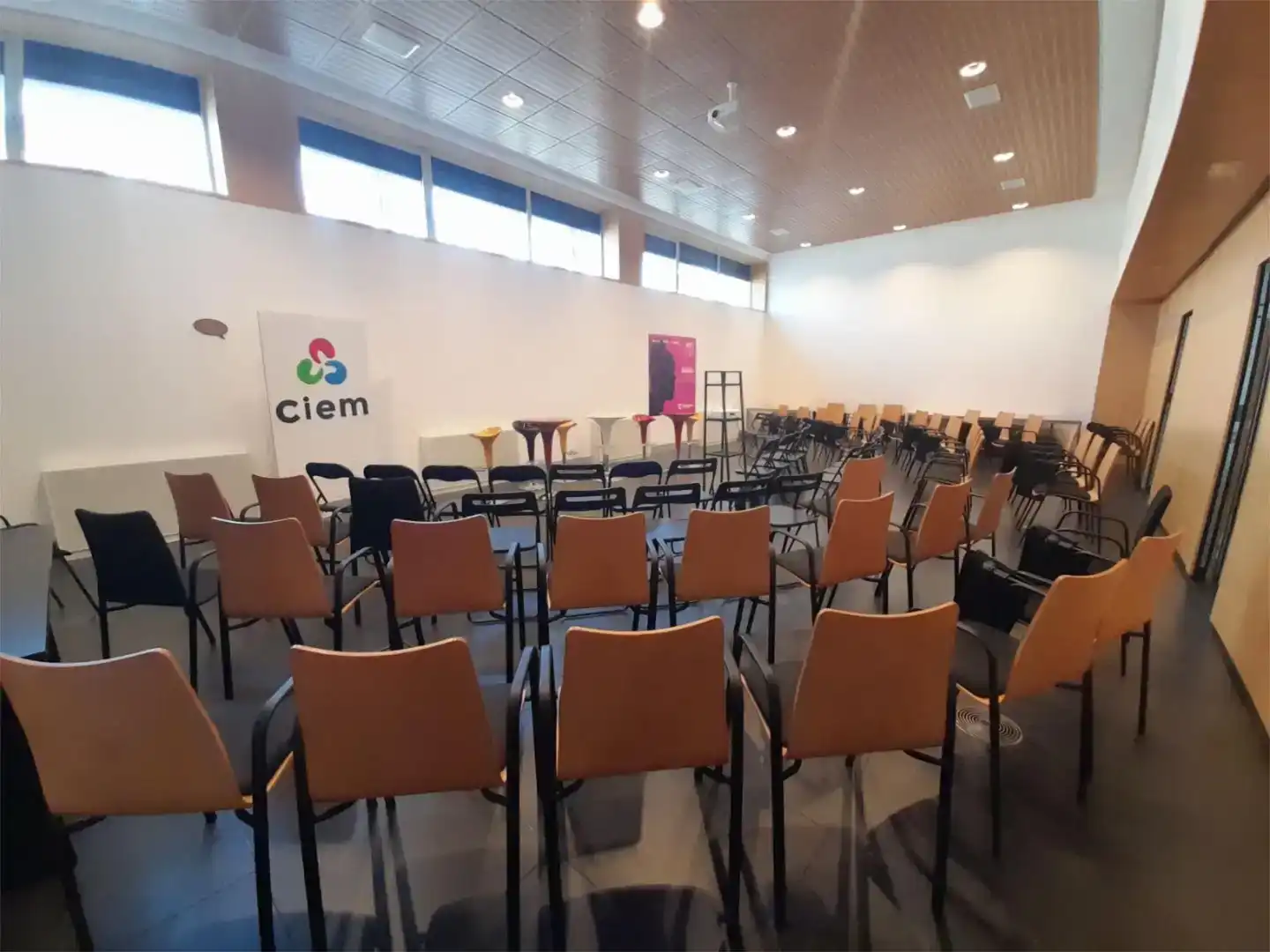 Büro zur Miete in Zaragoza