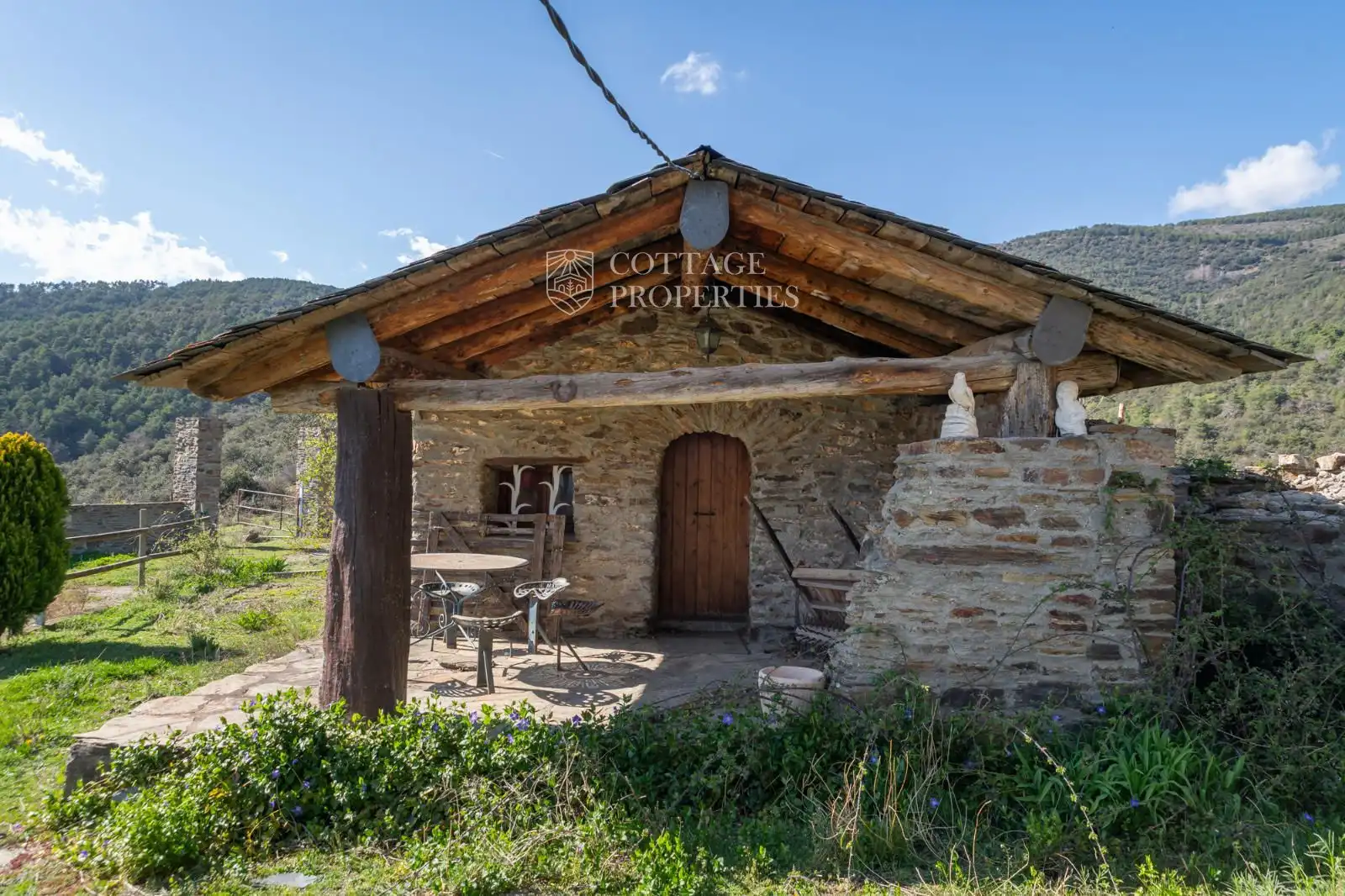Garden of Country homes for sale in Montferrer i Castellbò  with Heating and Terrace