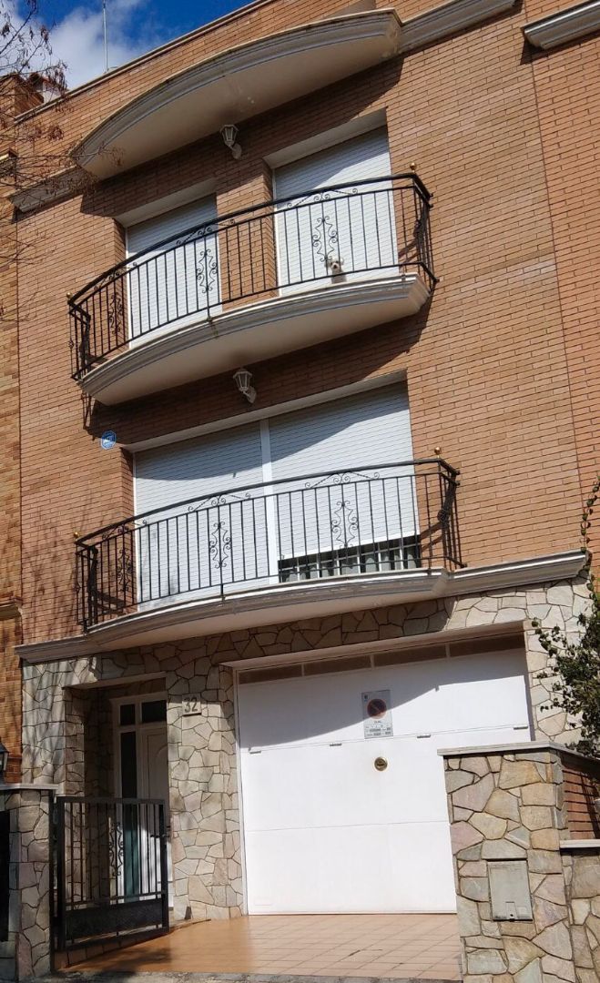 Balcony of Single-family semi-detached for sale in Mataró  with Air Conditioner, Heating and Private garden