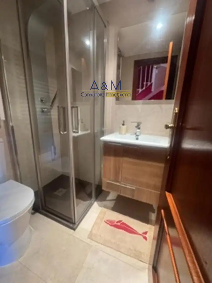 Bathroom of Detached homes for sale in Cistérniga  with Heating, Private garden and Terrace