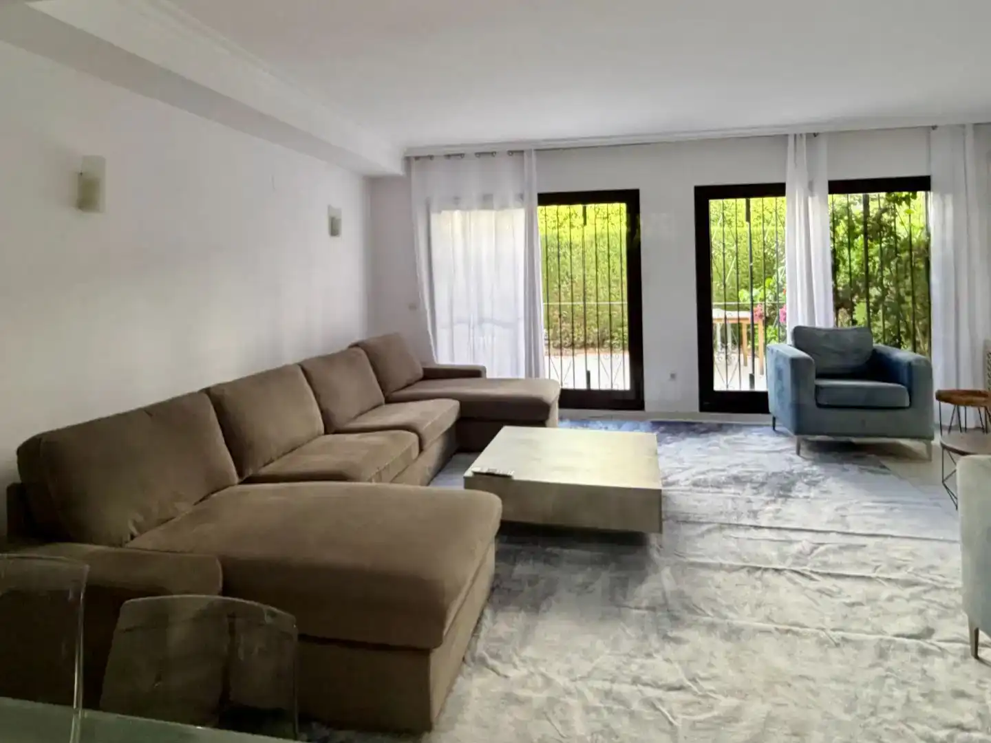 Einfamilien-Reihenhaus zur Miete in Marbella, Málaga