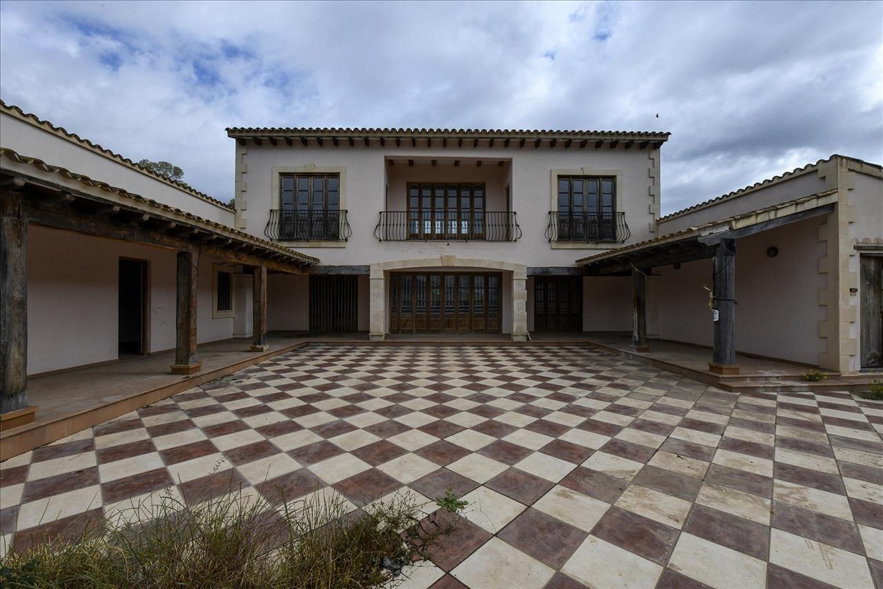 Exterior view of House or chalet for sale in Algaida  with Terrace, Storage room and Swimming Pool