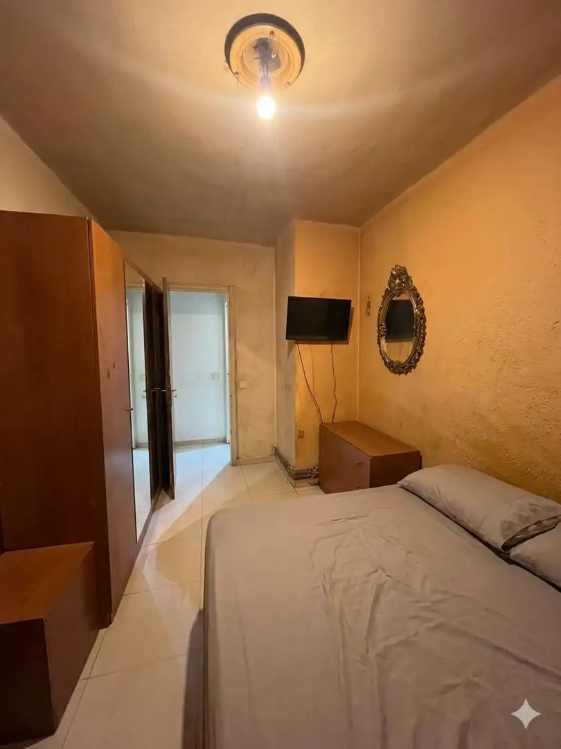 Bedroom of Flat for sale in Barcelona  with Heating
