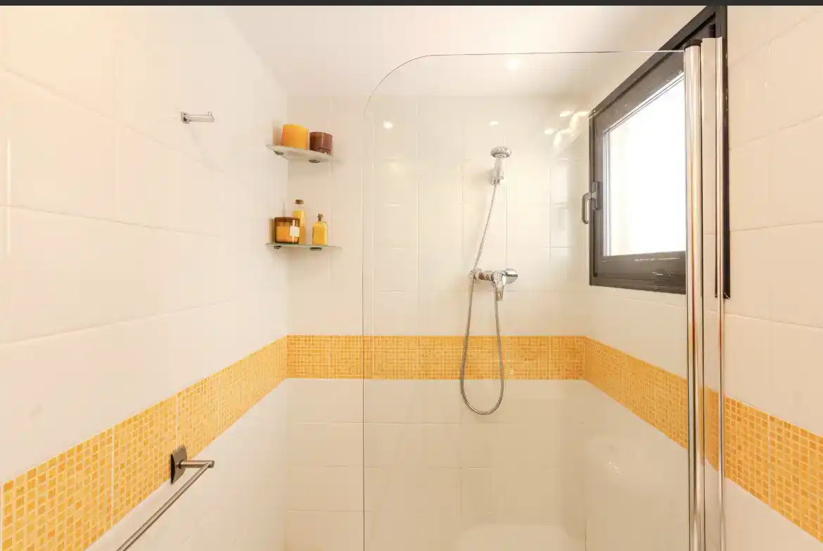 Bany de Pis en venda en Santa Pola amb Aire condicionat, Piscina i Balcó
