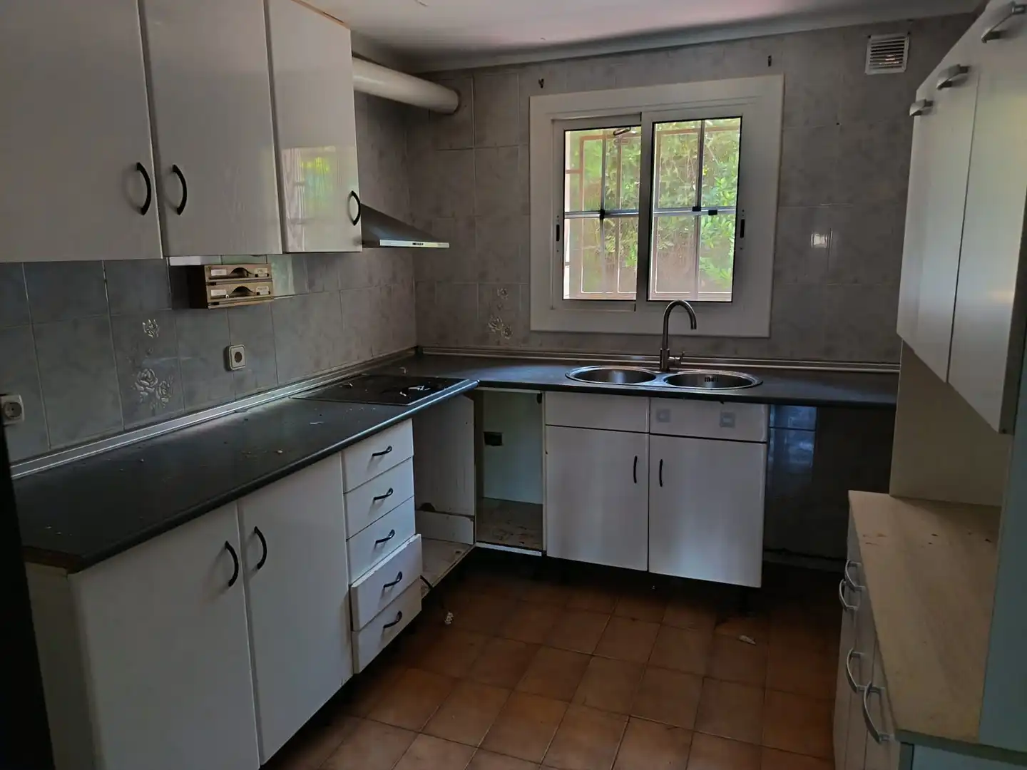 Cocina de Casa o chalet en venta en Terrassa con Jardín privado, Terraza y Trastero