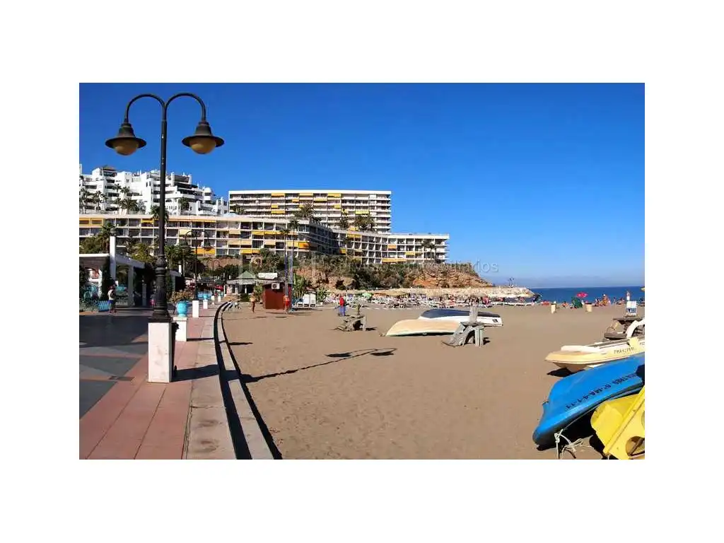Vista exterior de Apartament en venda en Torremolinos