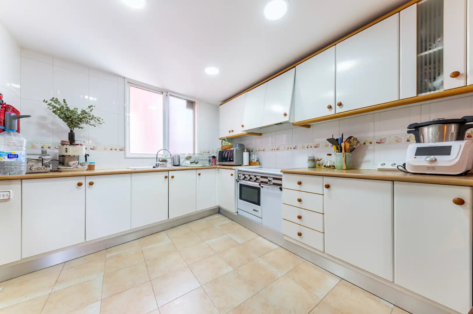 Flat for sale in Calle de la Olma, San Antón