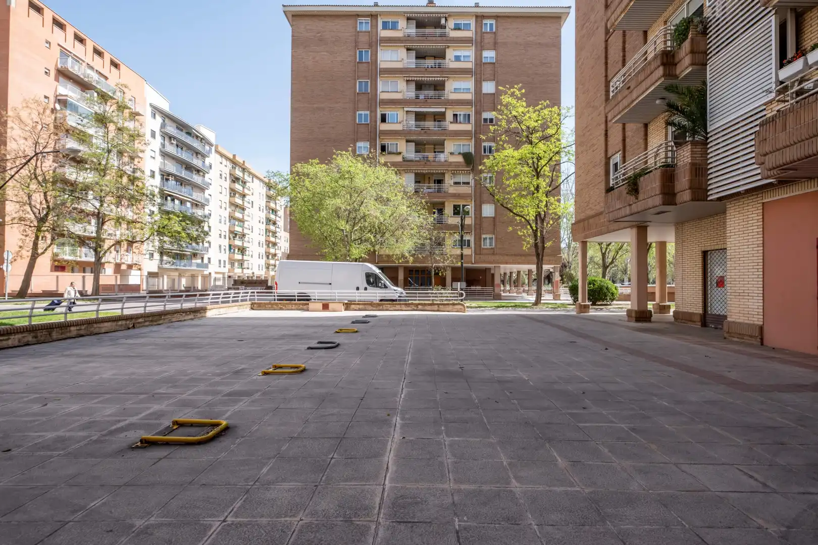 Parking of Commercial properties for sale in Zaragoza