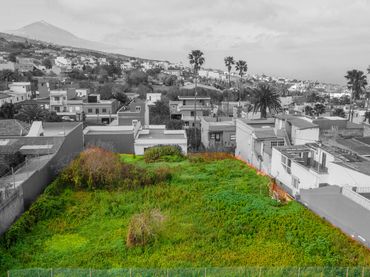 Terreny residencial en venda a Calle Valerio Jose Padron 62A