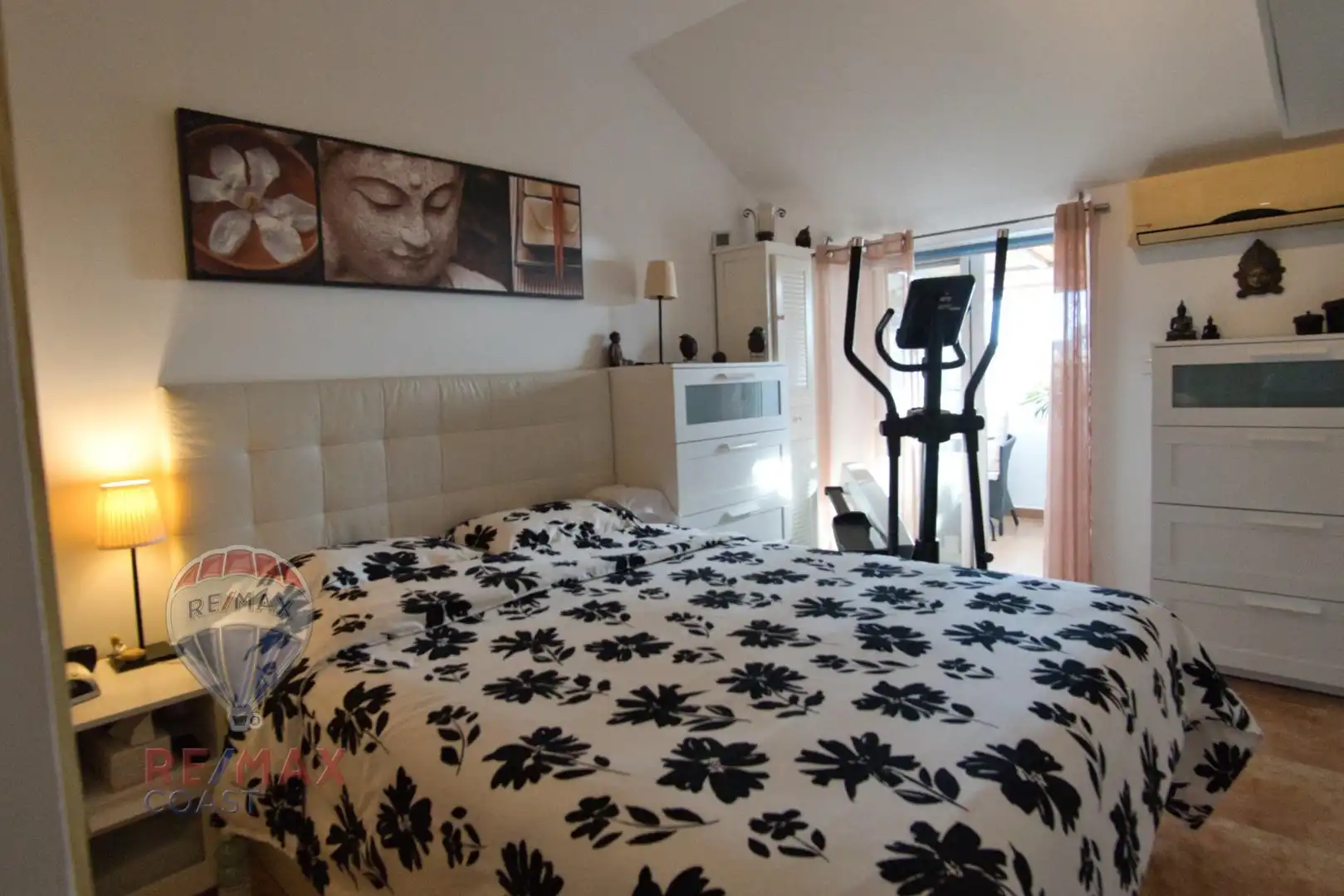 Habitación de Dúplex en venta en Algarrobo con Aire acondicionado, Terraza y Amueblado