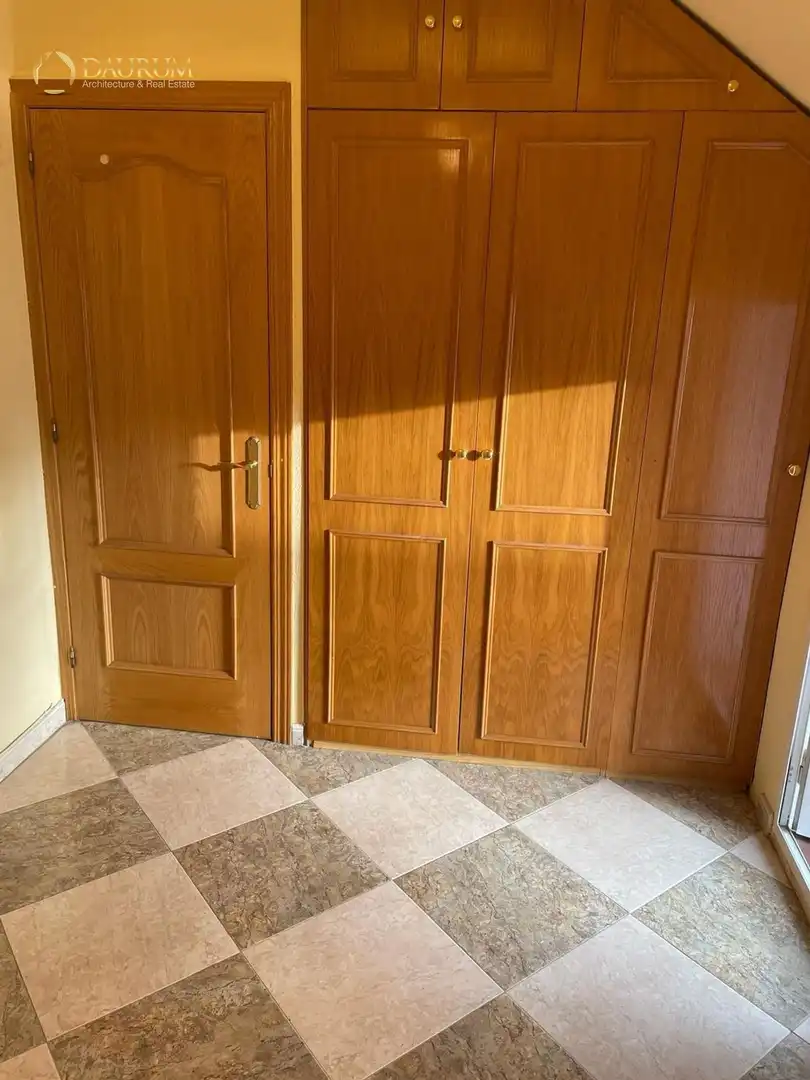 Houses for sale in Madrid  with Heating, Terrace and Storage room