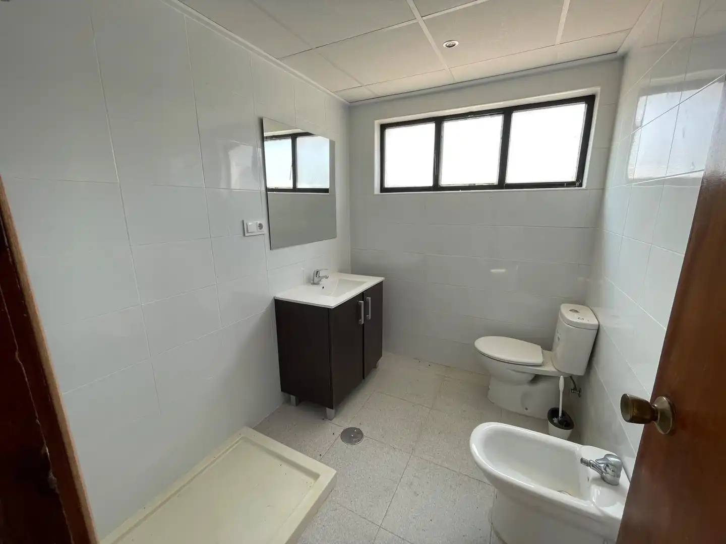Badezimmer von Gebäude zur Miete in Albacete