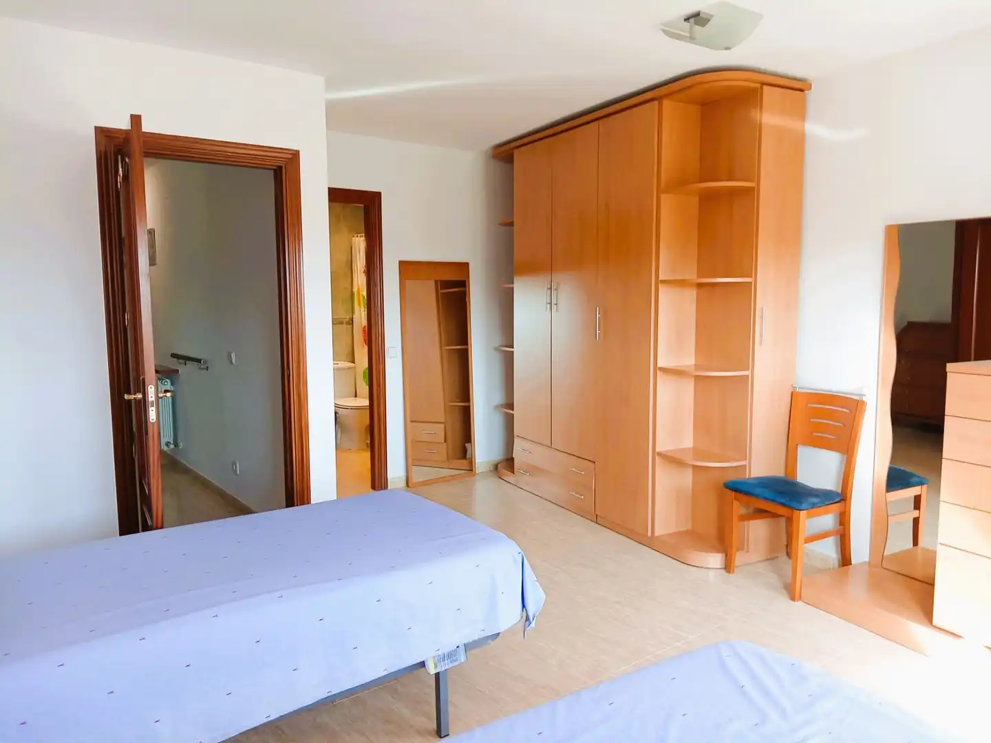 Habitación de Casa o chalet en venta en Eixample - Horta Capallera