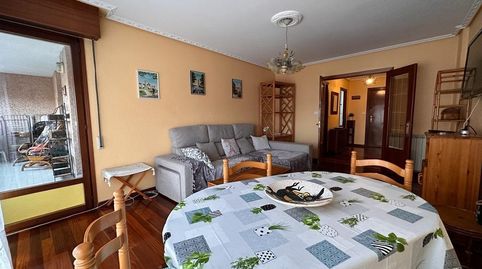 Foto 2 de Piso de alquiler en Bajada del Caleruco, Los Castros, Santander
