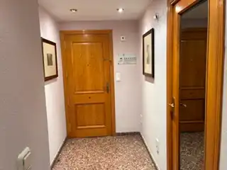 Piso en venta en Zaragoza con Calefacción, Terraza y Trastero