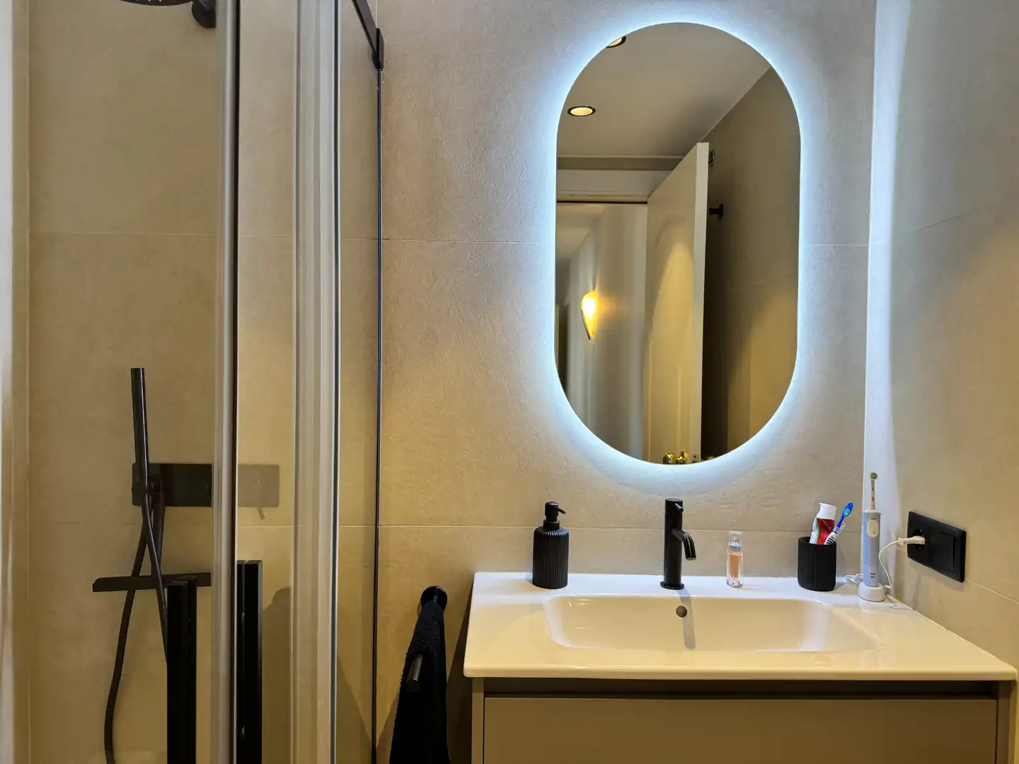 Baño de Piso en venta en Girona con Aire acondicionado, Calefacción y Trastero