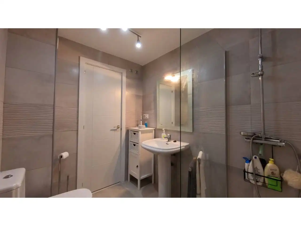Bany de Apartament en venda en El Ejido amb Terrassa, Moblat i Piscina comunitària