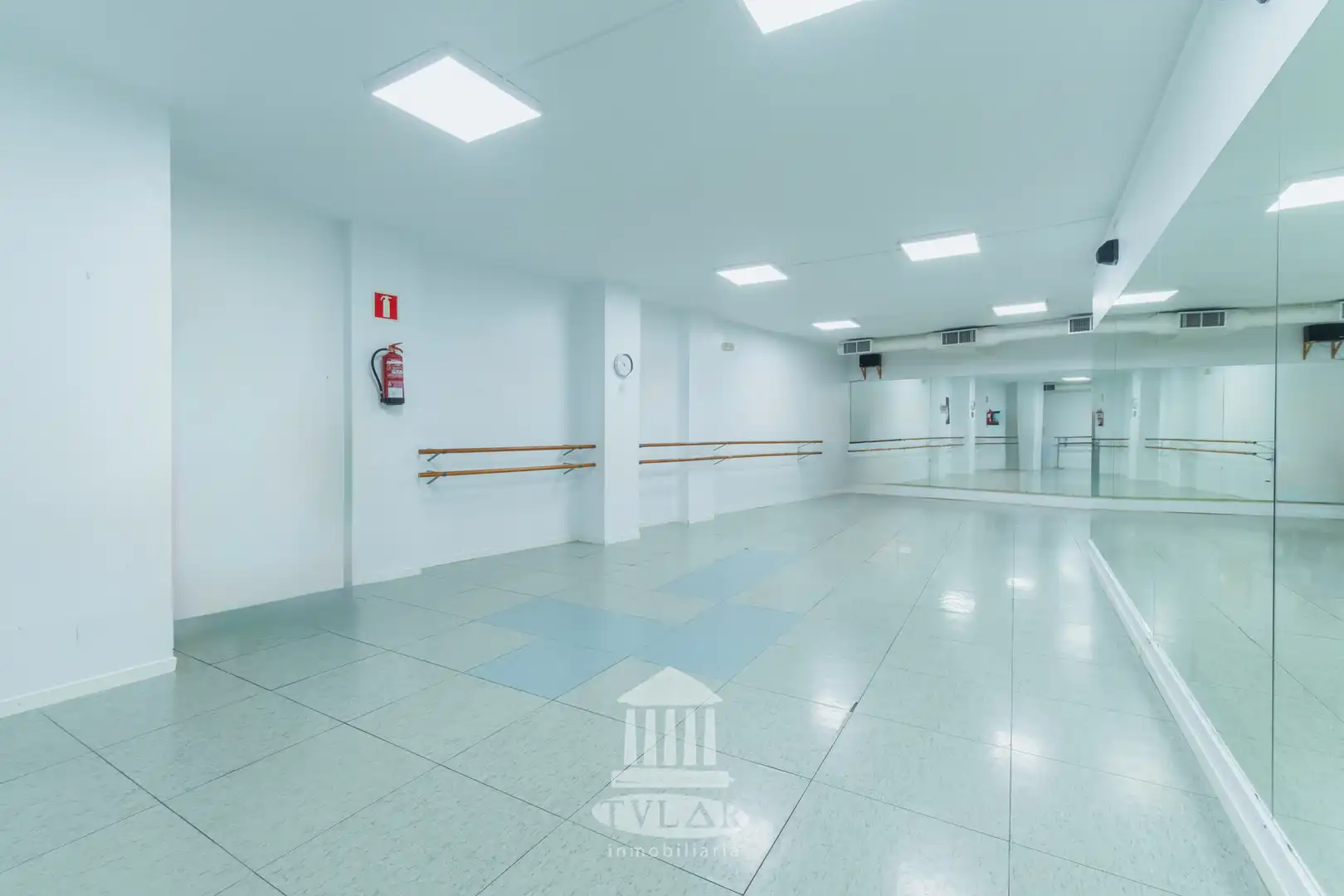 Local en venta en Avenida del Descubrimiento, Pinar Alto