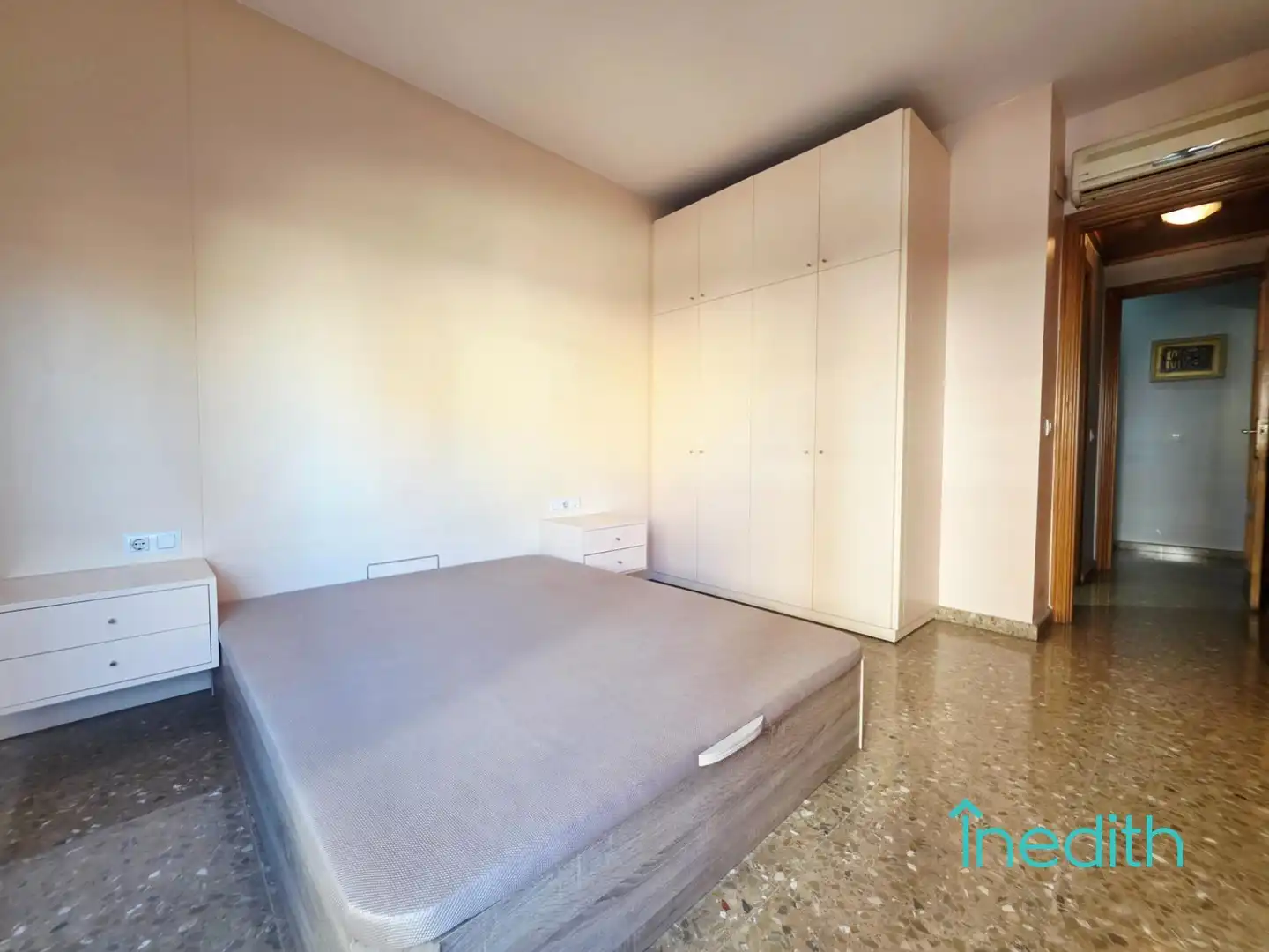 Habitación de Piso en venta en Viladecans con Aire acondicionado, Calefacción y Terraza