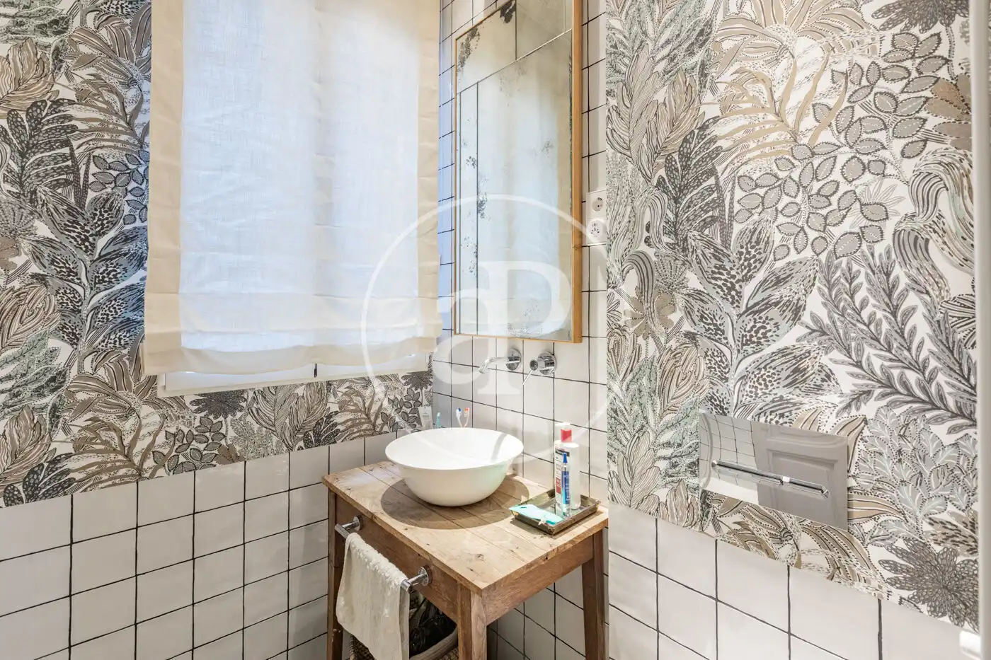 Baño de Piso en venta en Madrid con Calefacción y Amueblado
