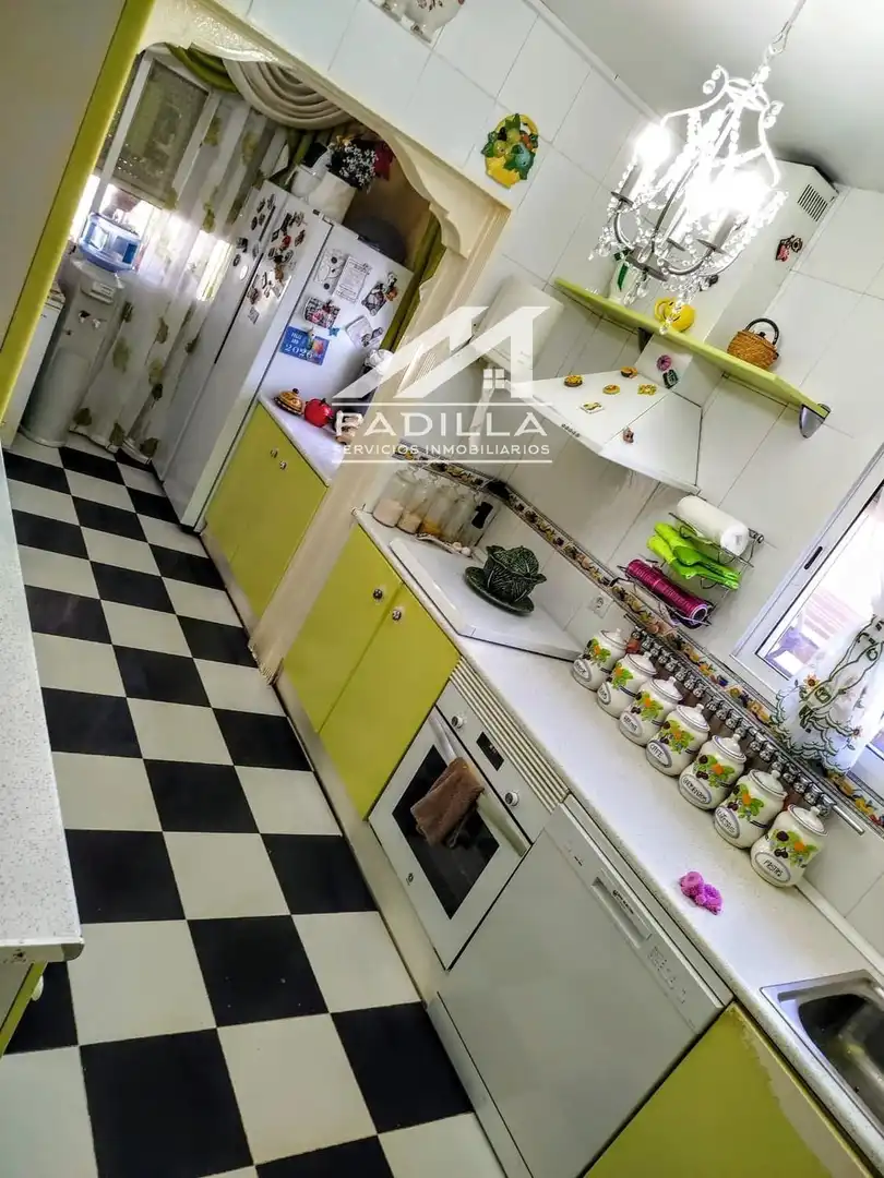 Kitchen of Houses for sale in Santa Cruz del Retamar  with Air Conditioner, Heating and Swimming Pool