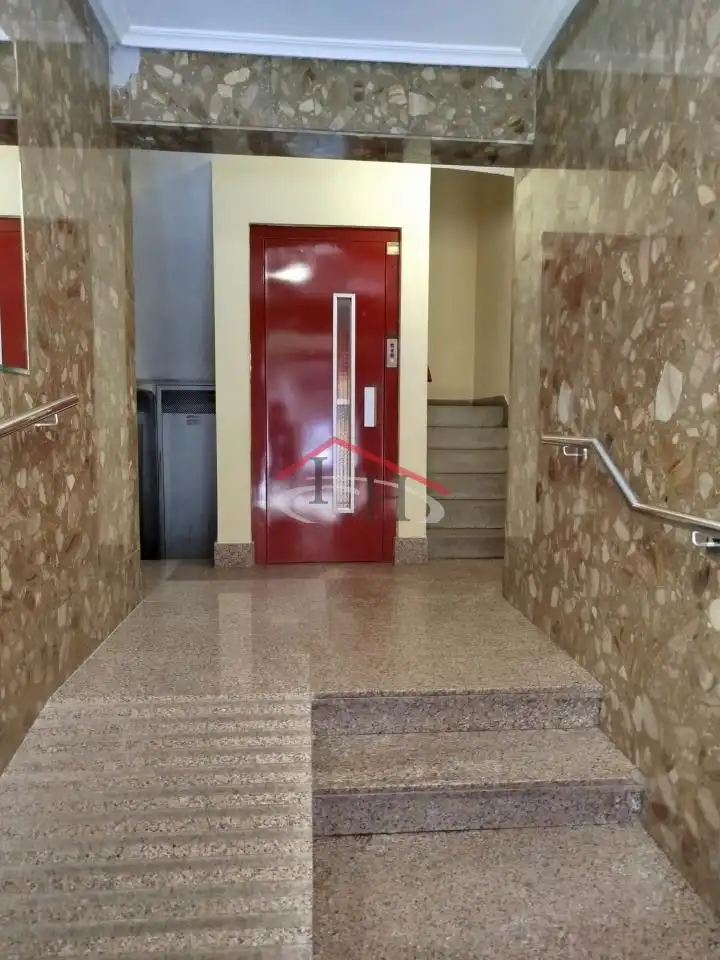 Pis de lloguer en León Capital  amb Calefacció, Parquet i Terrassa
