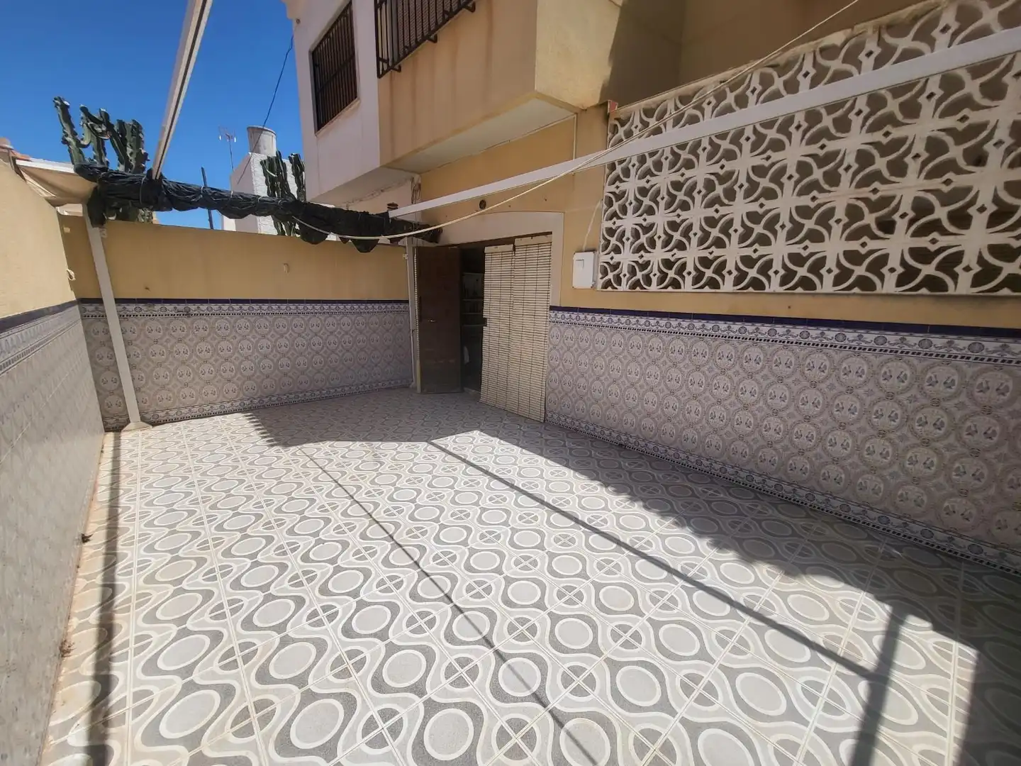 Vista exterior de Casa o xalet en venda en Vera amb Terrassa i Traster