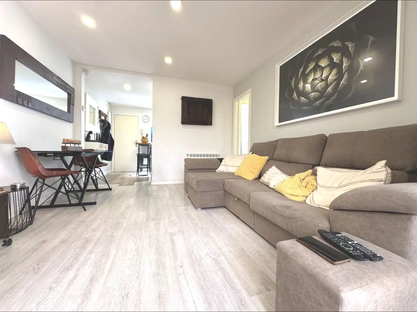 Living room of Flat for sale in Castelldefels  with Air Conditioner and Terrace