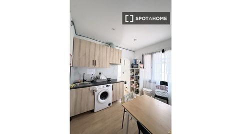 Foto 5 de Habitació a Nueva España, Madrid Capital