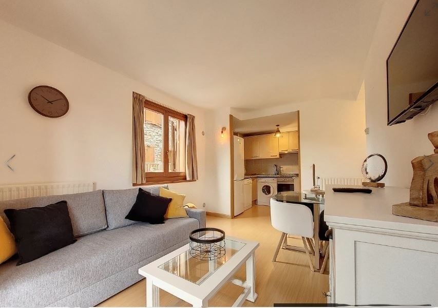 Sala de estar de Piso de alquiler en Canillo con Calefacción, Terraza y Amueblado
