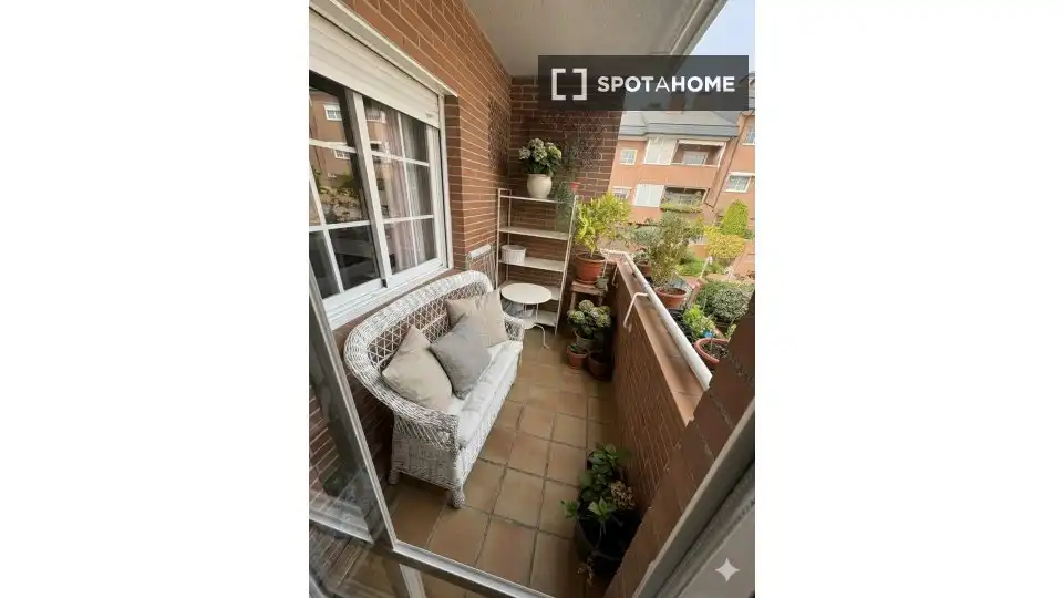 Terrasse von Wohnung zur untervermieten in Las Rozas de Madrid mit Klimaanlage, Heizung und Terrasse