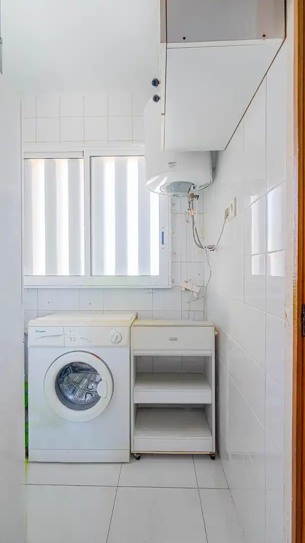 Badezimmer von Wohnungen zum Verkauf in Torrevieja mit Terrasse und Gemeinschaftspool