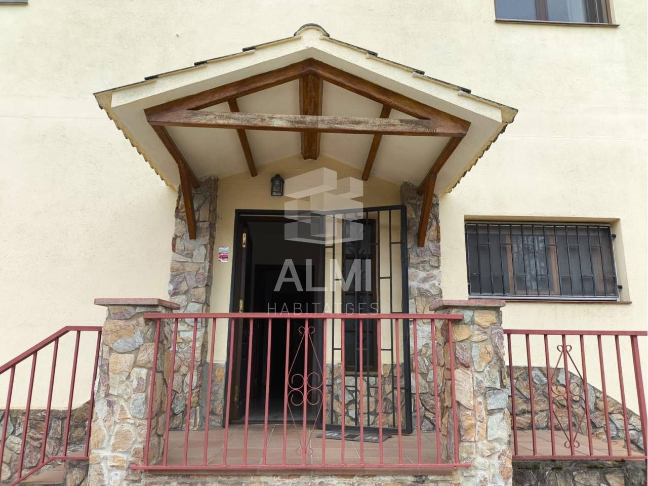 Vista exterior de Casa o xalet en venda en Vidreres amb Aire condicionat, Calefacció i Jardí privat