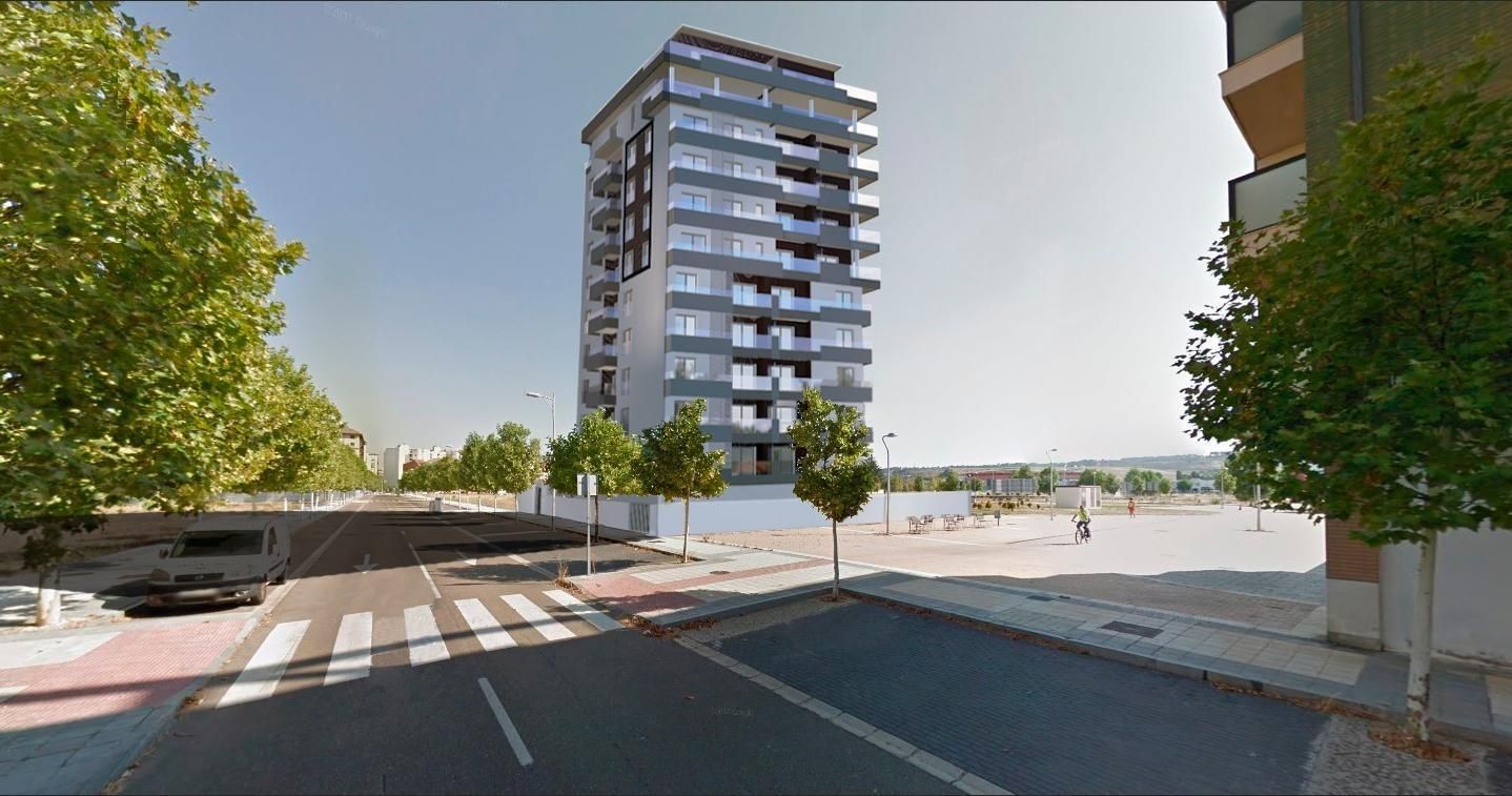 Vista exterior de Piso en venta en León Capital  con Calefacción, Terraza y Trastero