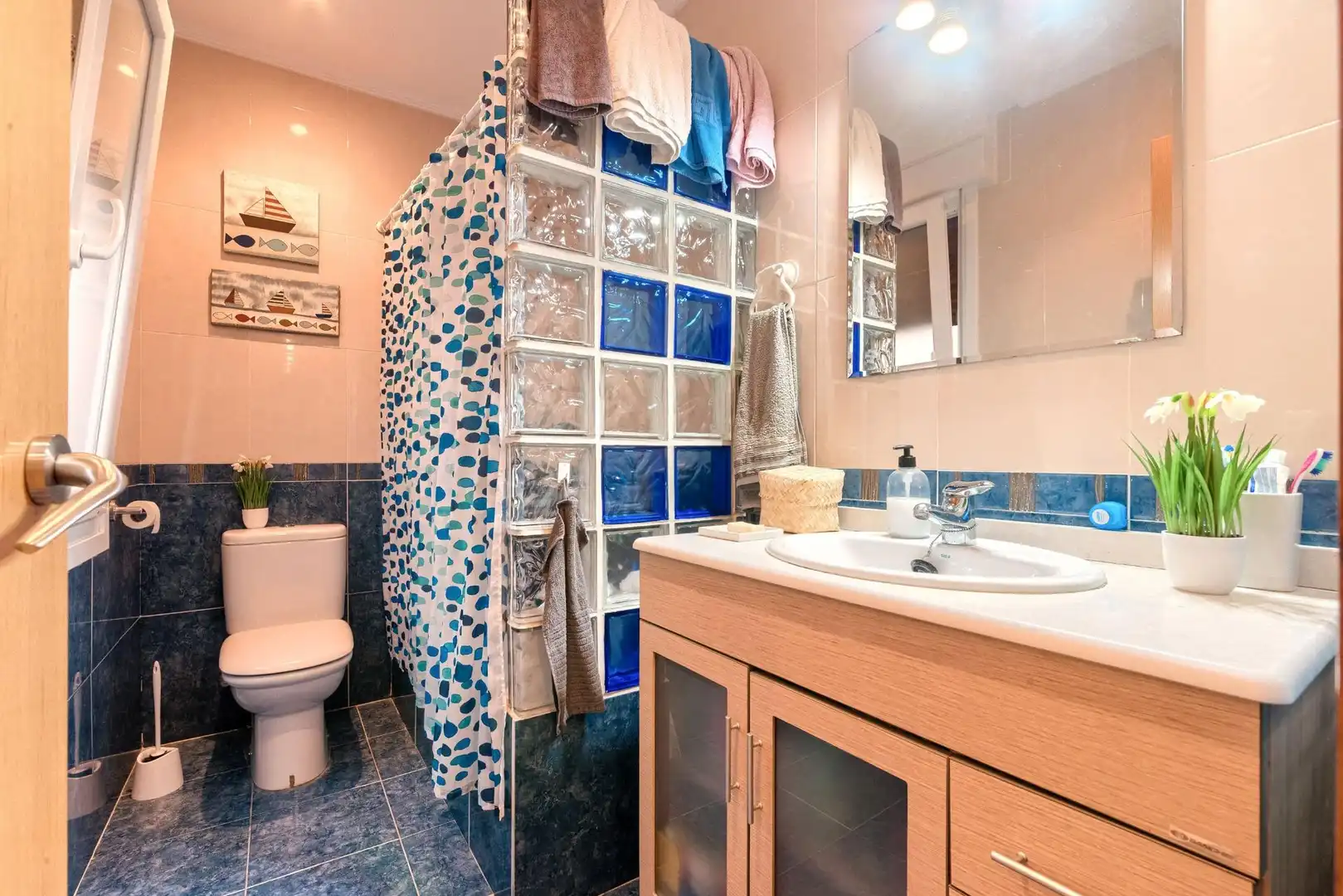 Bathroom of Flat for sale in Kalero - Basozelai
