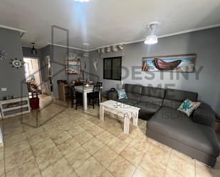 Exterior view of Single-family semi-detached for sale in La Oliva  with Air Conditioner, Private garden and Terrace