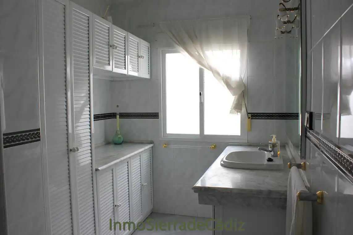 Baño de Casa o chalet en venta en Algodonales con Aire acondicionado, Terraza y Trastero