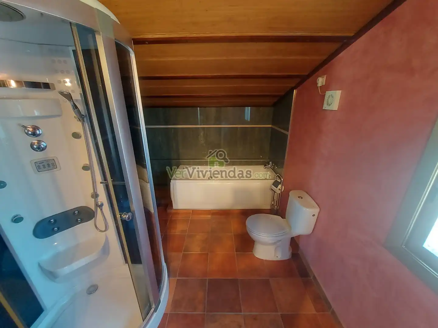 Bathroom of Houses for sale in Olèrdola  with Air Conditioner, Heating and Private garden