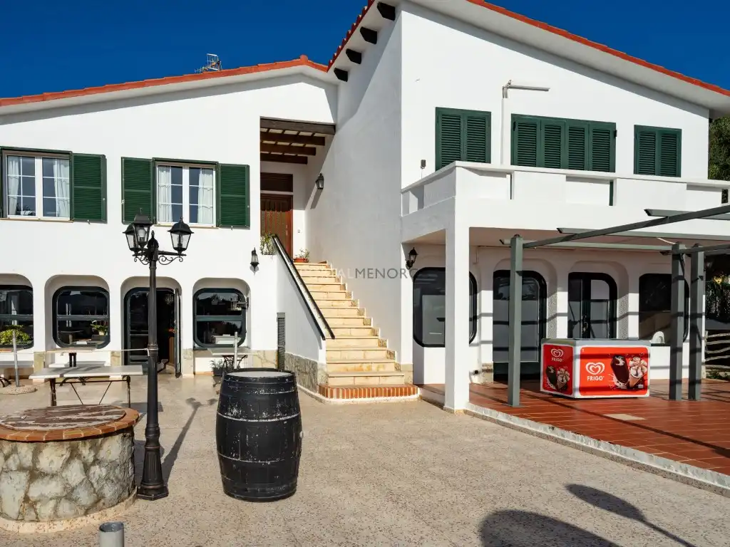 Local comercial en venda a Carrer Equinoccis 4, imagen 2