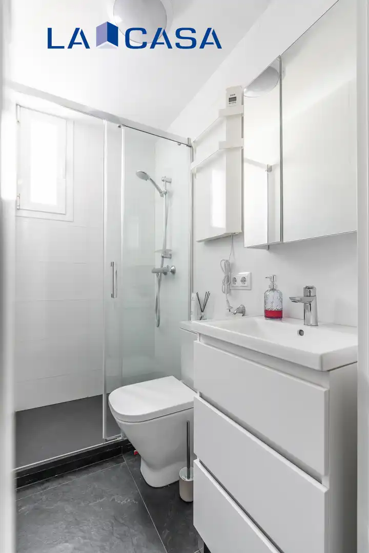 Baño de Piso en venta en Madrid con Calefacción