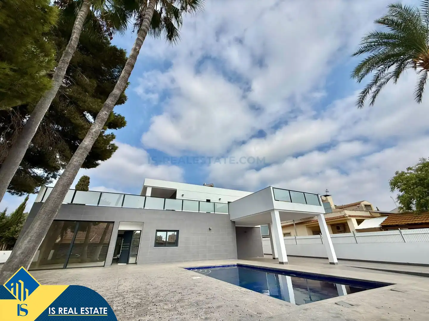 Chalet con piscina en venta en Orihuela Costa, imagen 2