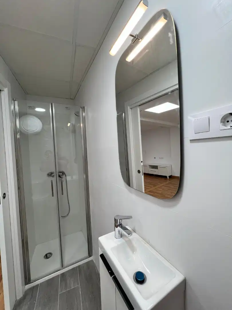 Badezimmer von Wohnungen zur Miete in Cartagena mit Klimaanlage, Heizung und Möbliert