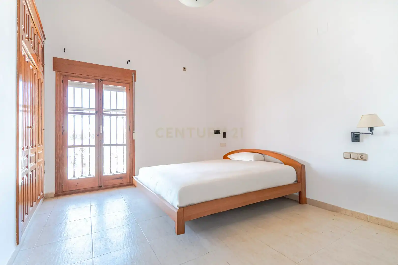 Schlafzimmer von Haus oder Chalet zum Verkauf in Granada mit Klimaanlage, Privatgarten und Abstellraum