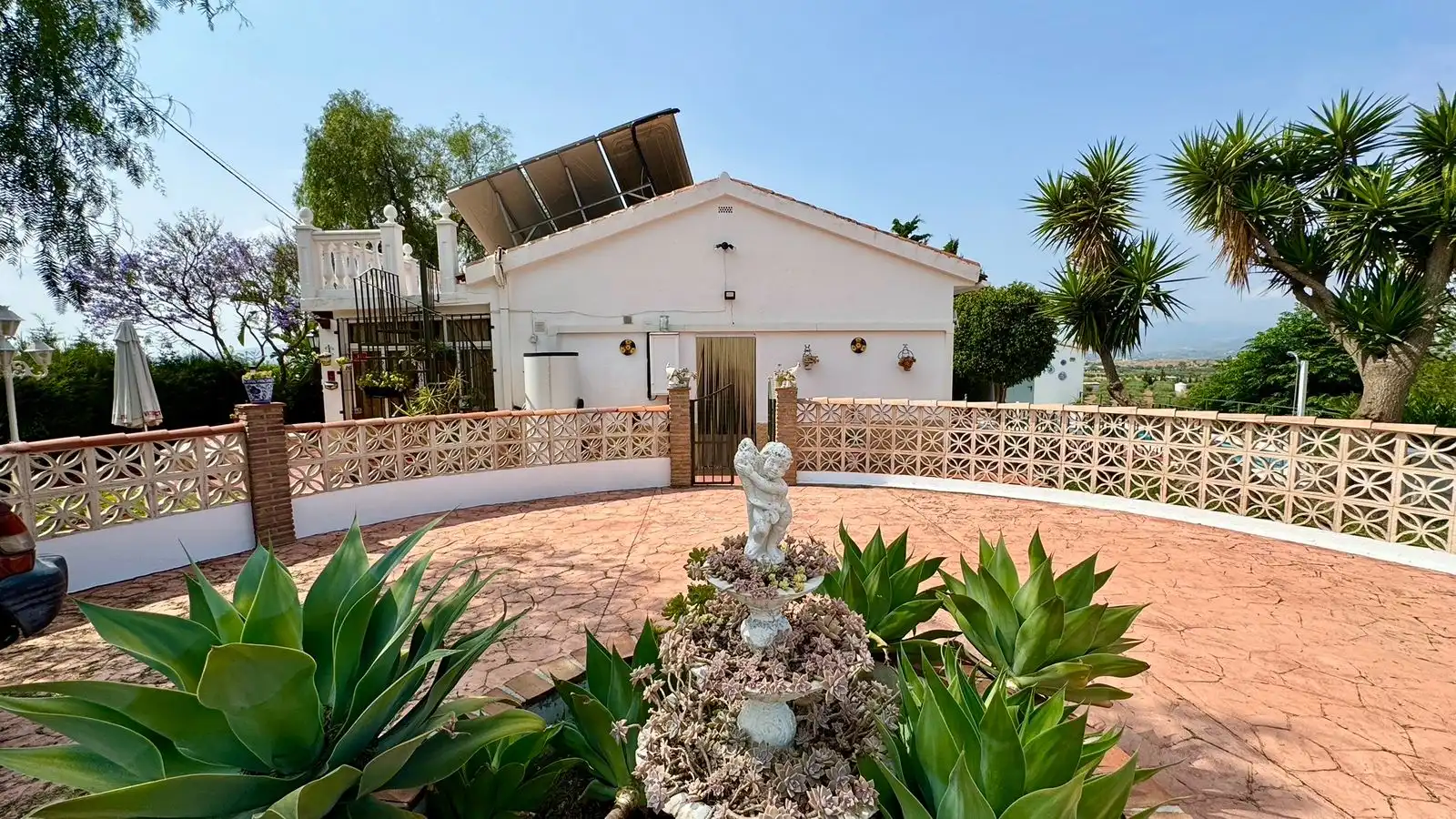 Vista exterior de Finca rústica en venda en Cártama amb Aire condicionat, Jardí privat i Terrassa