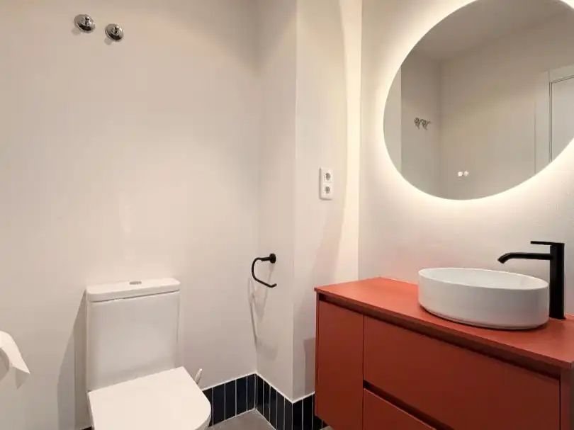 Baño de Piso de alquiler en Oroso con Parquet, Amueblado y Horno