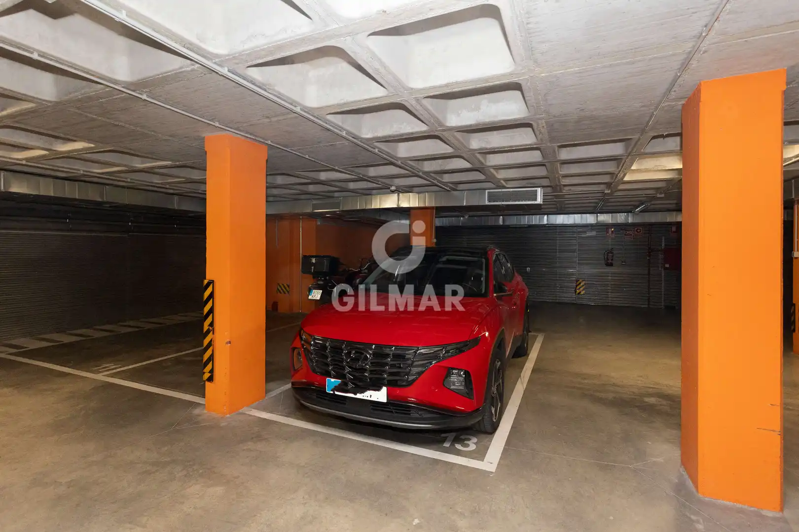 Parking of Attic for sale in Madrid  with Heating, Private garden and Storage room