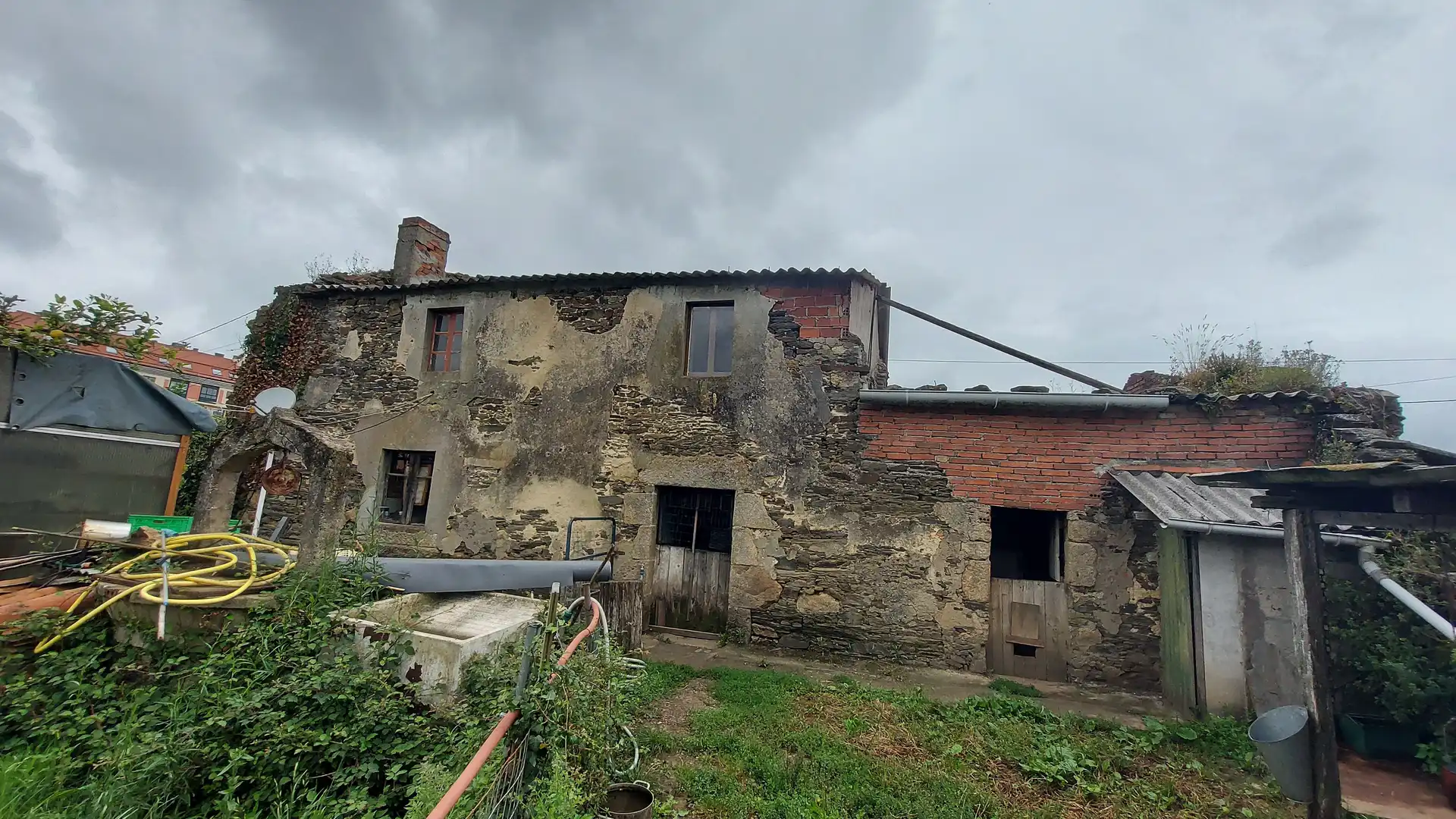 Vista exterior de Casa o chalet en venta en Narón con Jardín privado