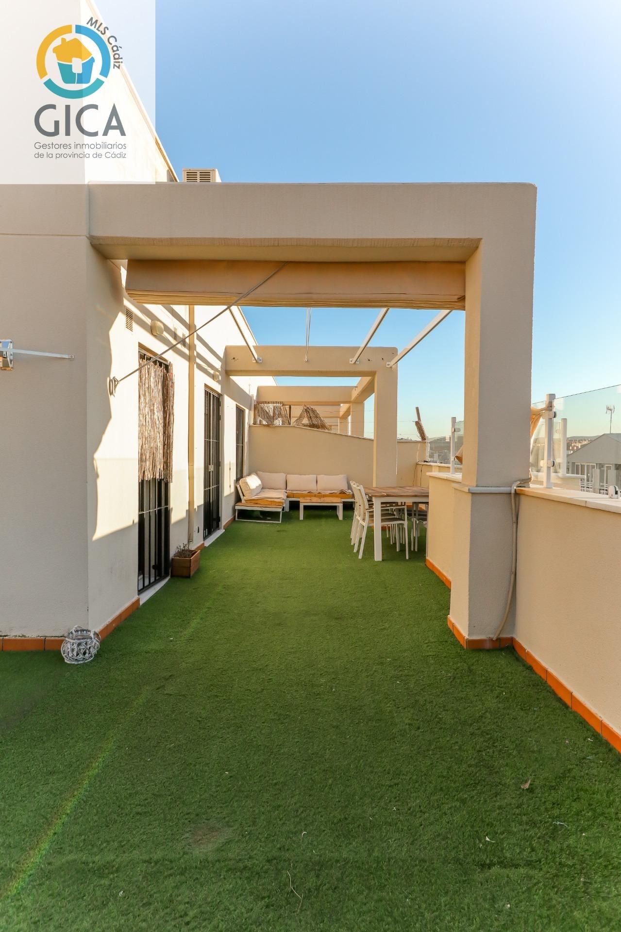 Terrace of Attic for sale in Algeciras  with Air Conditioner, Terrace and Storage room