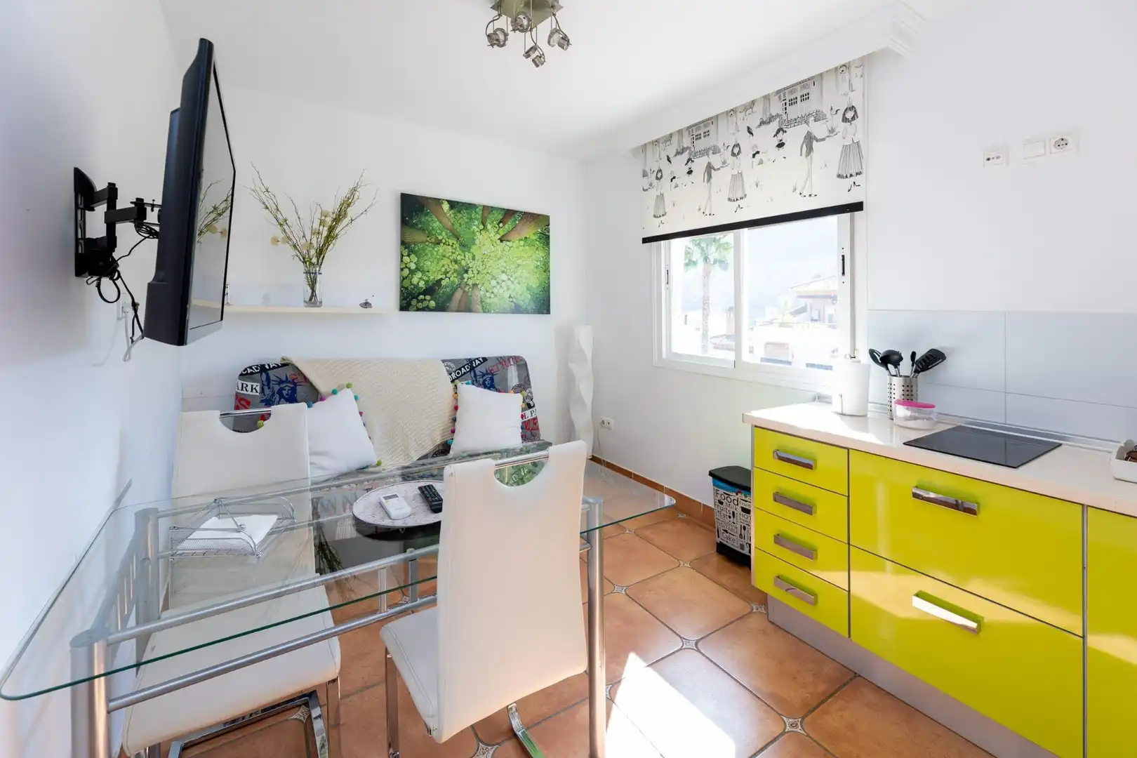 Comedor de Casa o chalet en venta en Granada con Aire acondicionado, Calefacción y Jardín privado